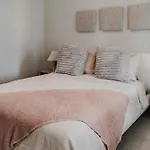 Boutique Stylish Home In South Melbourne