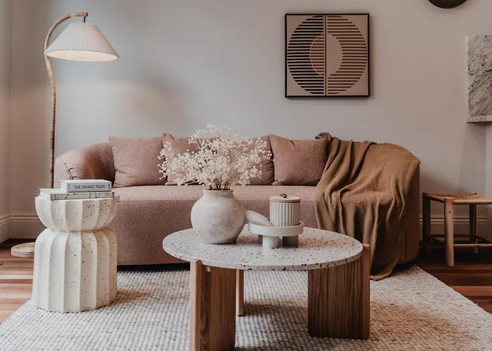 Boutique Stylish Home In South Melbourne